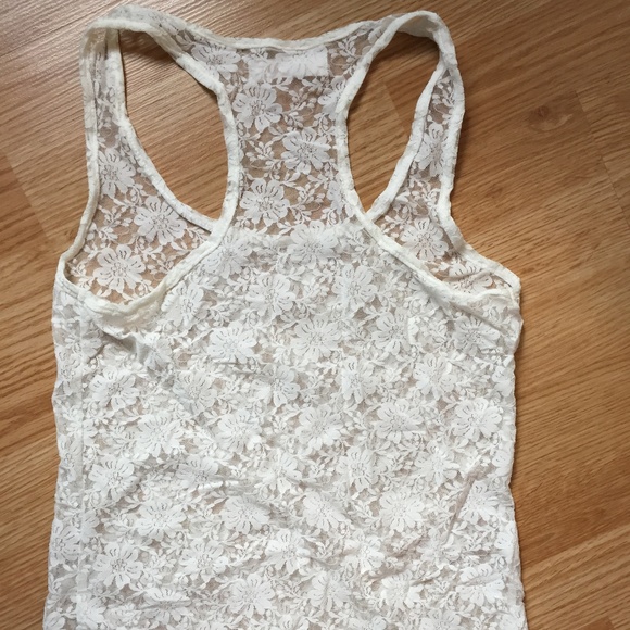 🦋 3/$25 Garage Lace Racer-back Tank - Picture 4 of 6